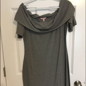 Cowl neck ladies dress. Size L